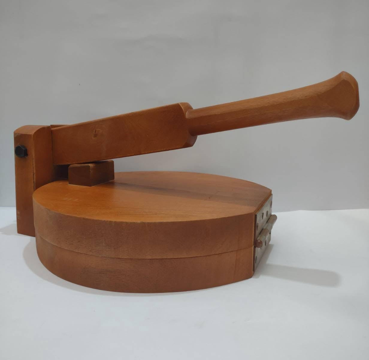 Wooden Roti Maker